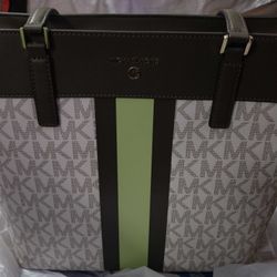 New With Tags Michael Kors Olive Multi Morgan LG Tote