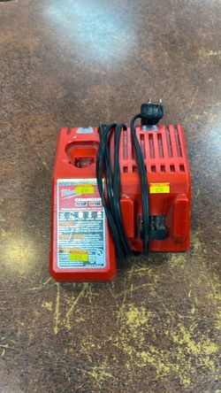 Milwaukee battery charger m12 & m18
