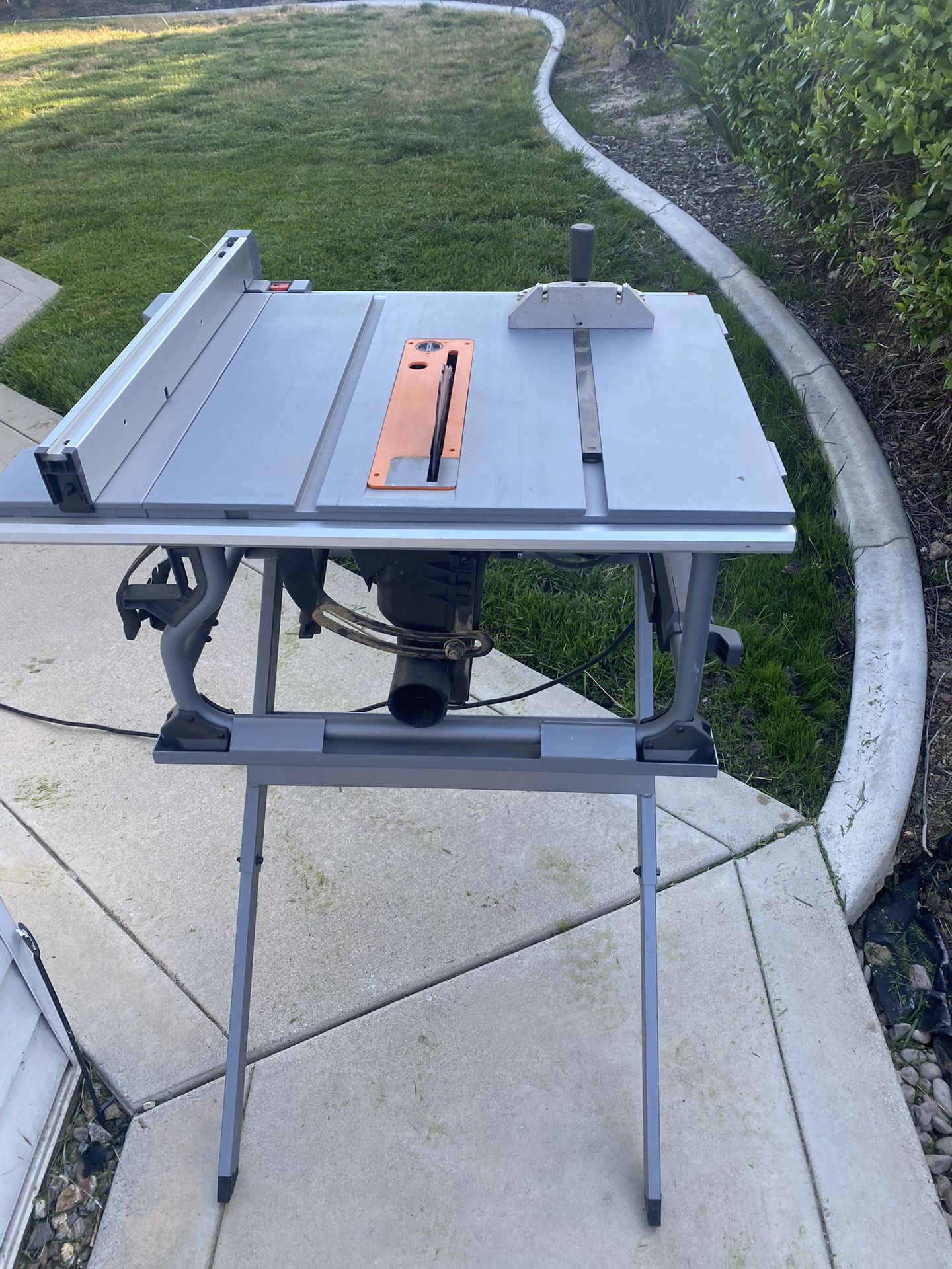 Ridgid 10” Corded Table Saw
