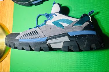 Cat- Caterpillar Sneaker - Size 10.5