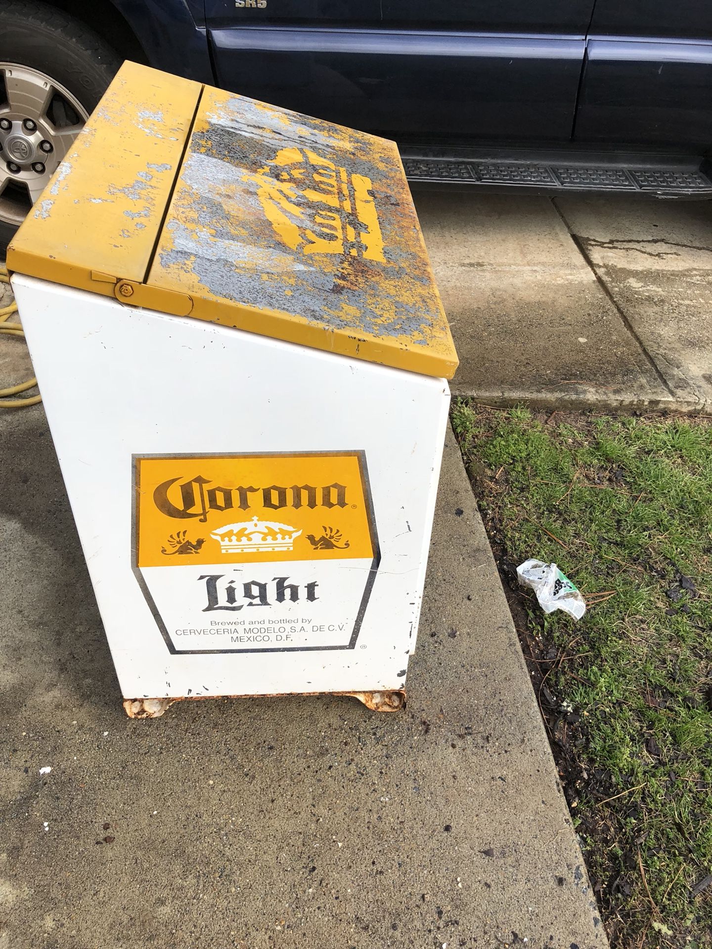 Vintage Corona beer cooler (Made in Mexico)