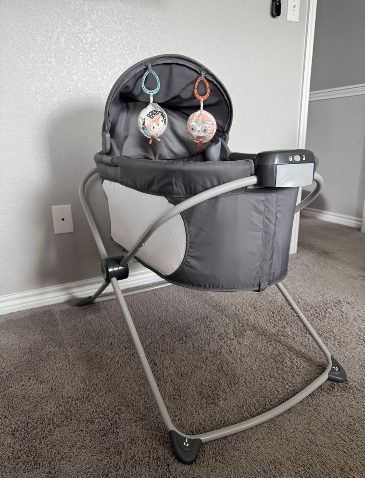 Soothing View Bassinet