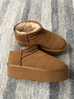 Brown boots size 7.5/8 women