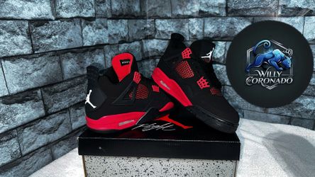 Tenis Jordan 4 retro