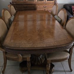 Dining Table w/ 6 Chairs