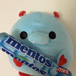 Menthos Snackles Plush