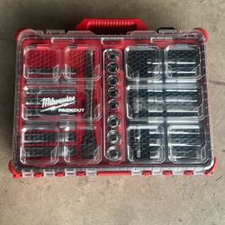 Brand New 1/2 Milwaukee Packout Ratchet Set