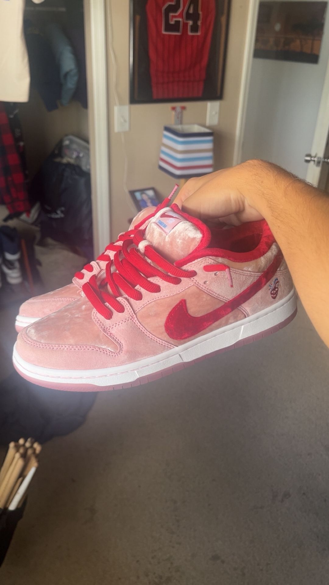 Men's Nike SB Dunk Low StrangeLove Skateboards
