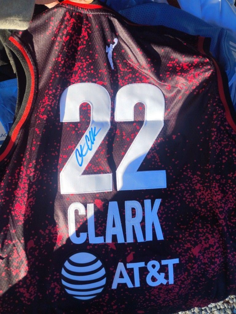 Caitlin Clark Signed Autograph Stranger Things Wnba Jersey Indians Fever Auto 