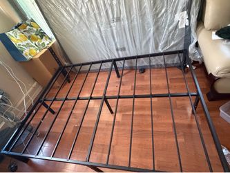 Full Size Mattress + Bedframe