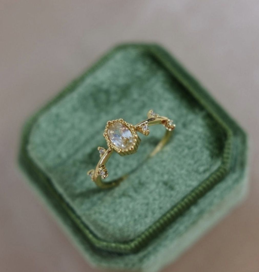 Gold Oval Cut Ring