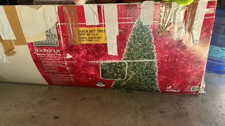 Free Xmas tree