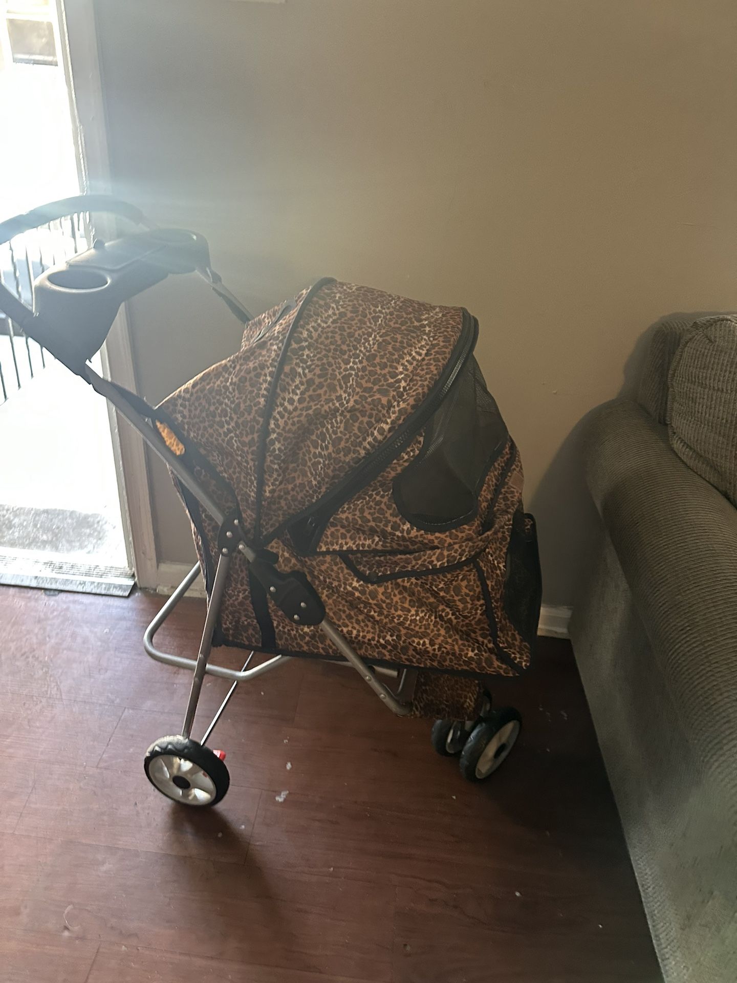 Pet stroller/dog stroller