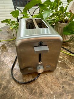 $5 - Two slice Toaster, Air fryer, Brita water dispenser