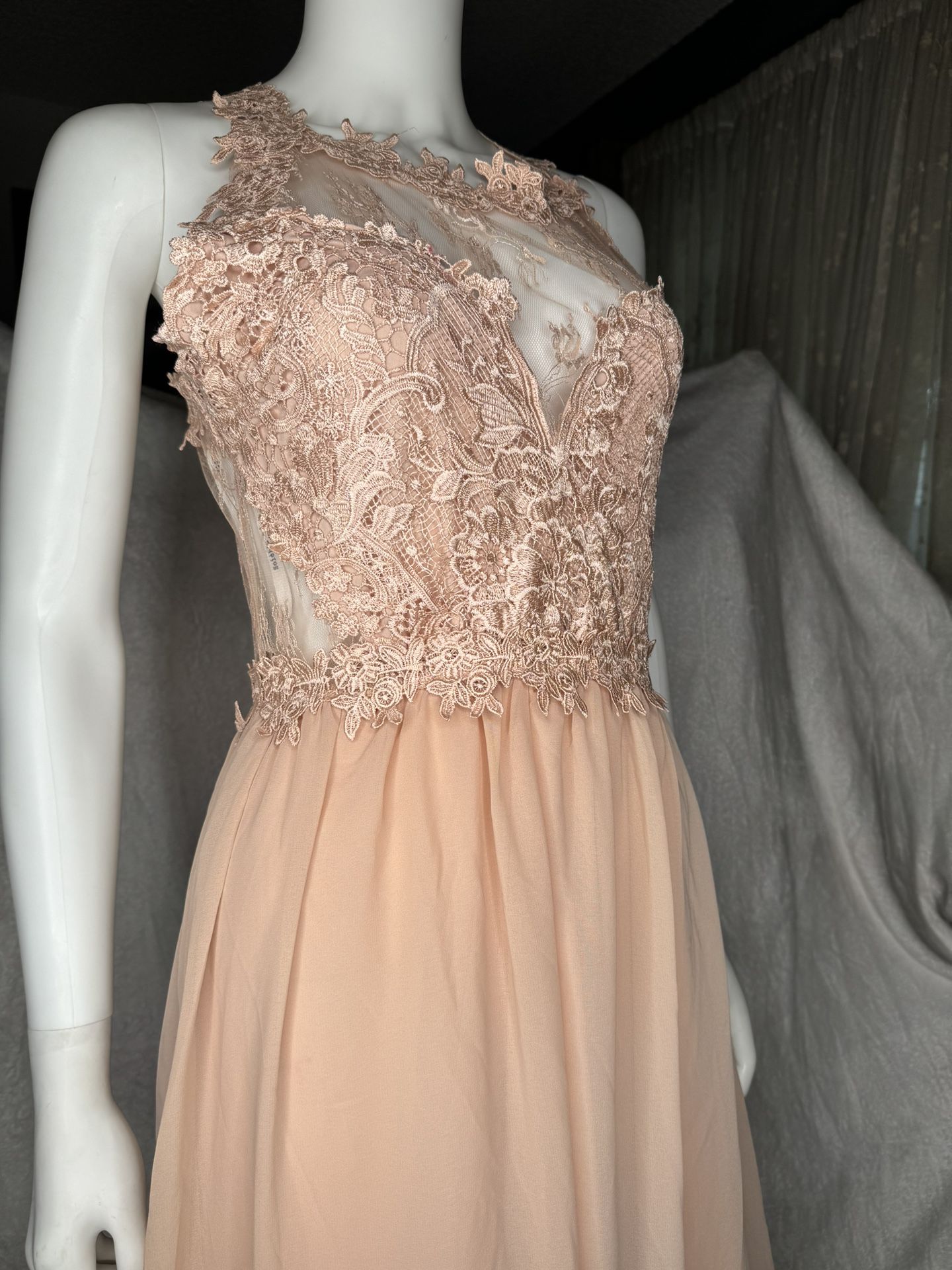 Beautiful Dress As Pictured