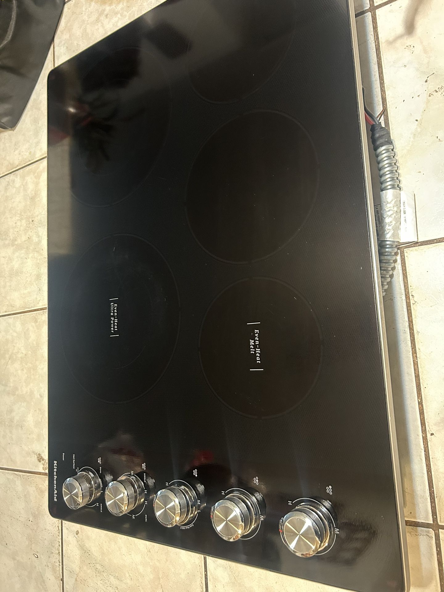 Kitchen Aid Electric Cooktop 30” Inch