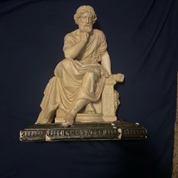 Socrates seated statue