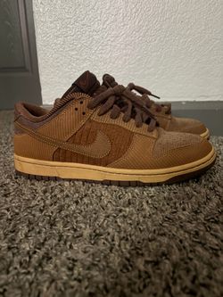 Shoes (Dunks)