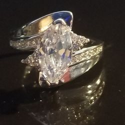 Gorgeous Women's Marquise cut Wedding Engagement Promises Ring Size 9