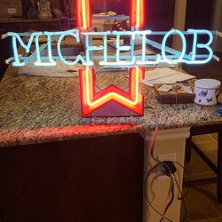 Vintage 1980 Michelob Neon Sign