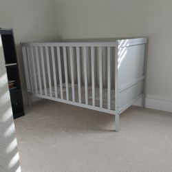 Ikea Sundvik Crib (No Mattress)