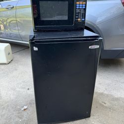 Mini Fridge Microwave Combo
