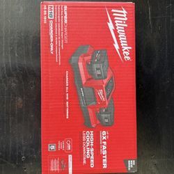 Milwaukee Super Charger 