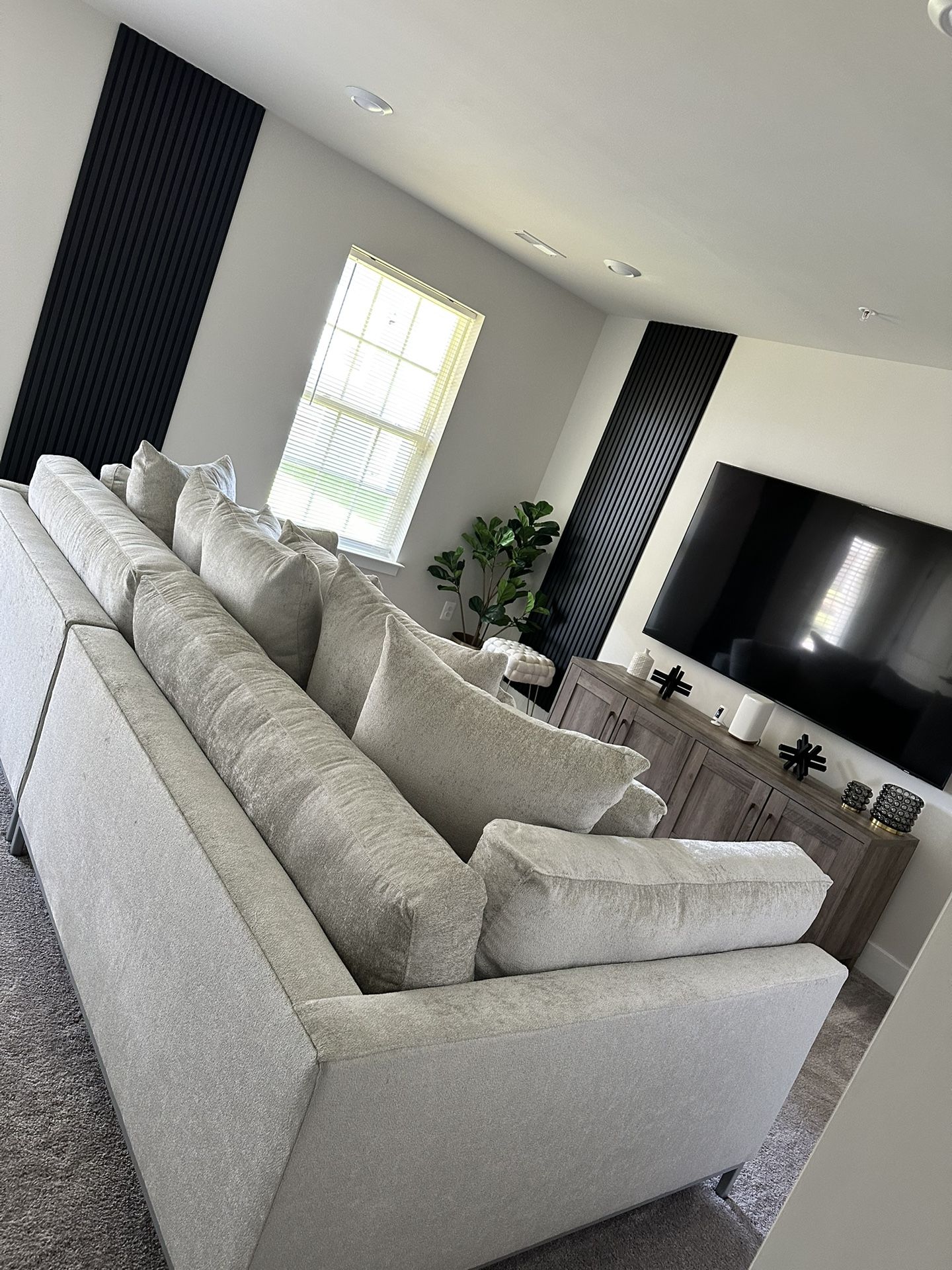 118” Square sofa