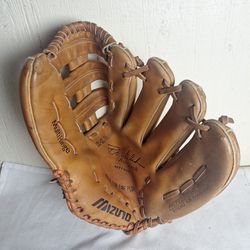 Baseball Glove, Outfield ... 12.5