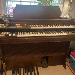 VINTAGE Yamaha Model 205D Electone Organ