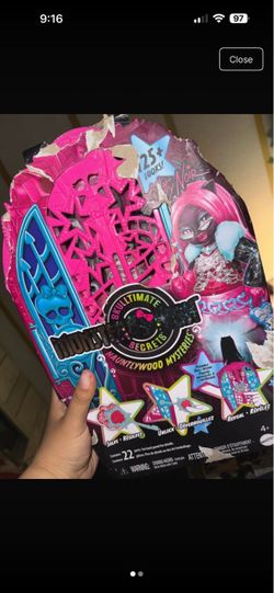 Monster High Skultimate Secrets Hauntlywood Mysteries Doll