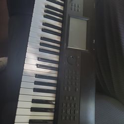 Korg Krome  
