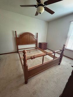 Queen Bedroom Set - 5 pieces (dark wood)
