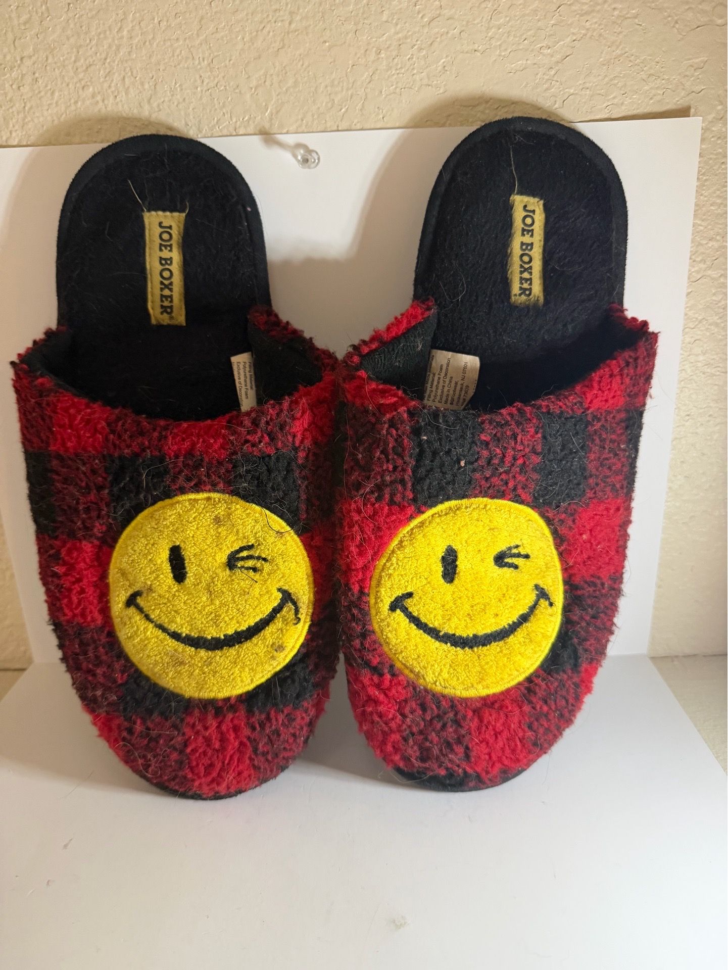 Five pairs of shoes, size 7 through 8.5