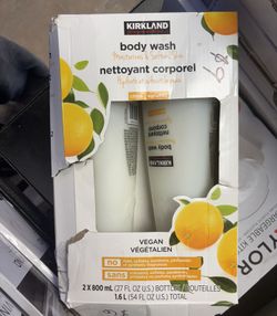 Kirkland Body Wash For Moisturizing A Softening Skin