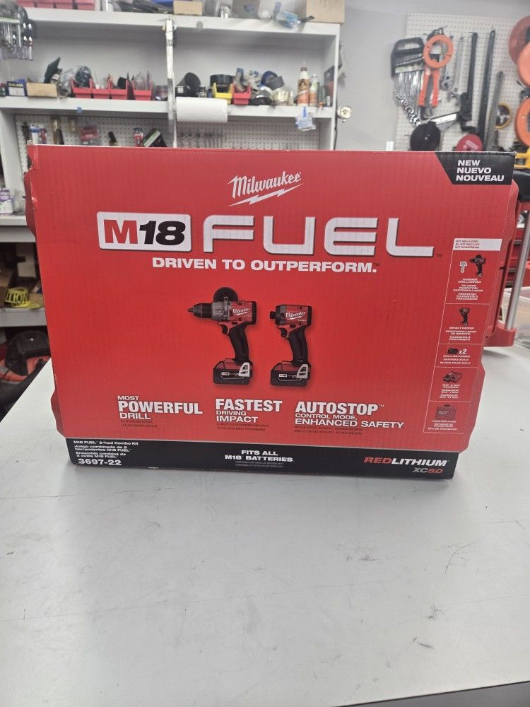 Milwaukee Fuel Impact & Hammer Drill Combo Kit