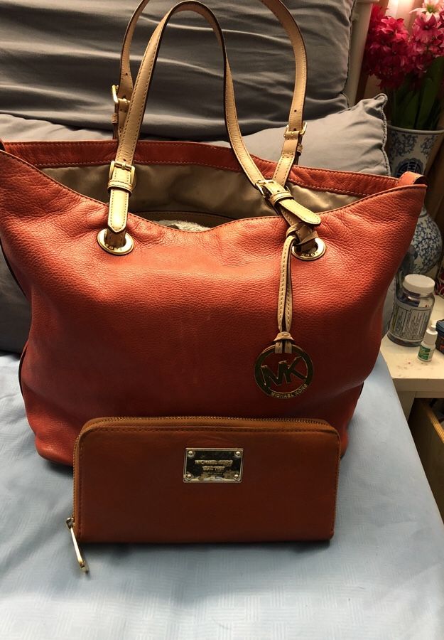 Michael Kors large tote