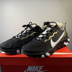 NIKE REACT ELEMENT 55 SE BLACK/WHITE/GOLD