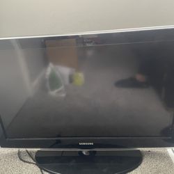 Samsung 32” TV 2011