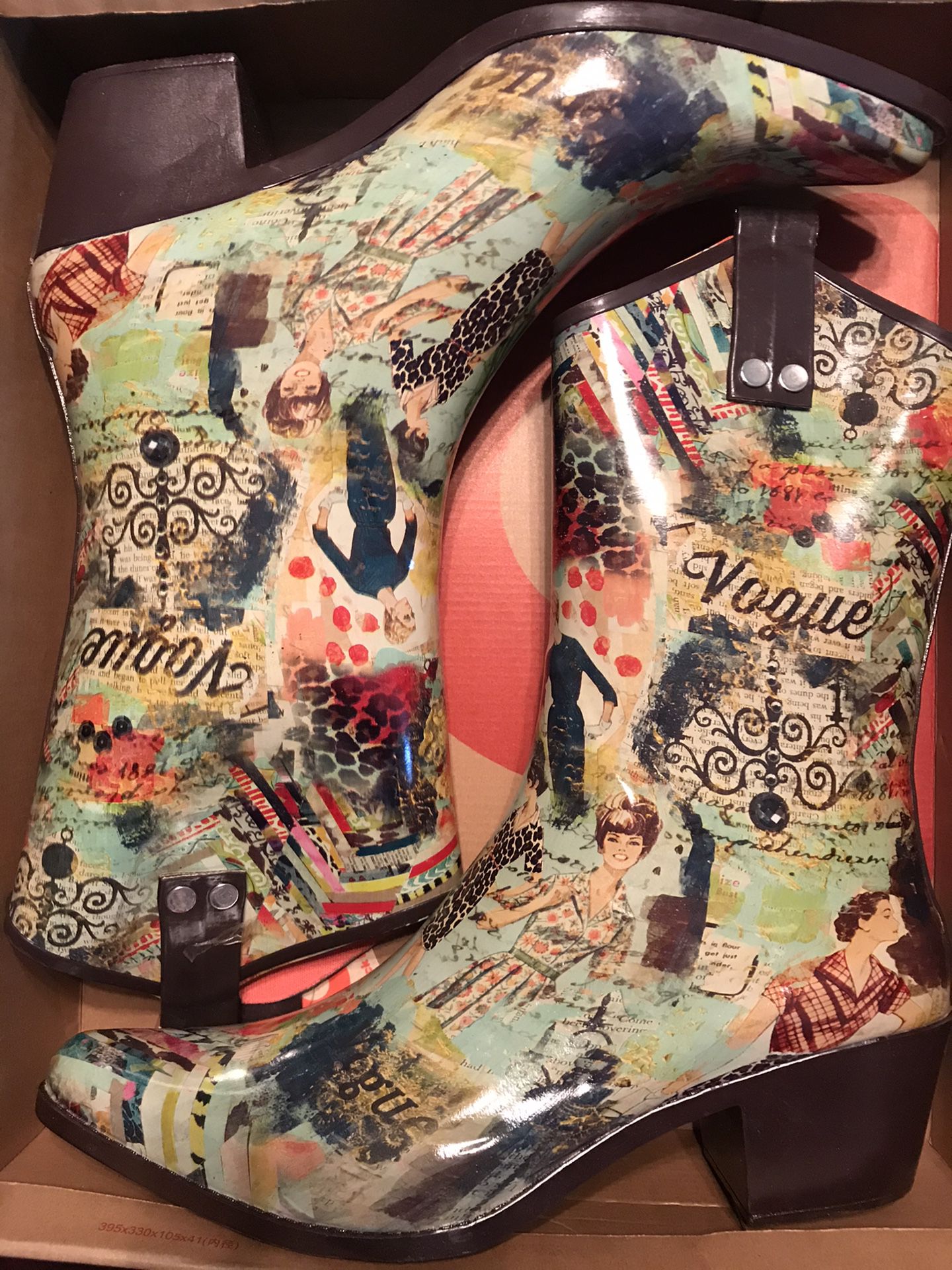 Women’s new size 11 rain boots