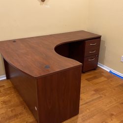 L Shape Managers Desk With 3 Drawer File Cabinet