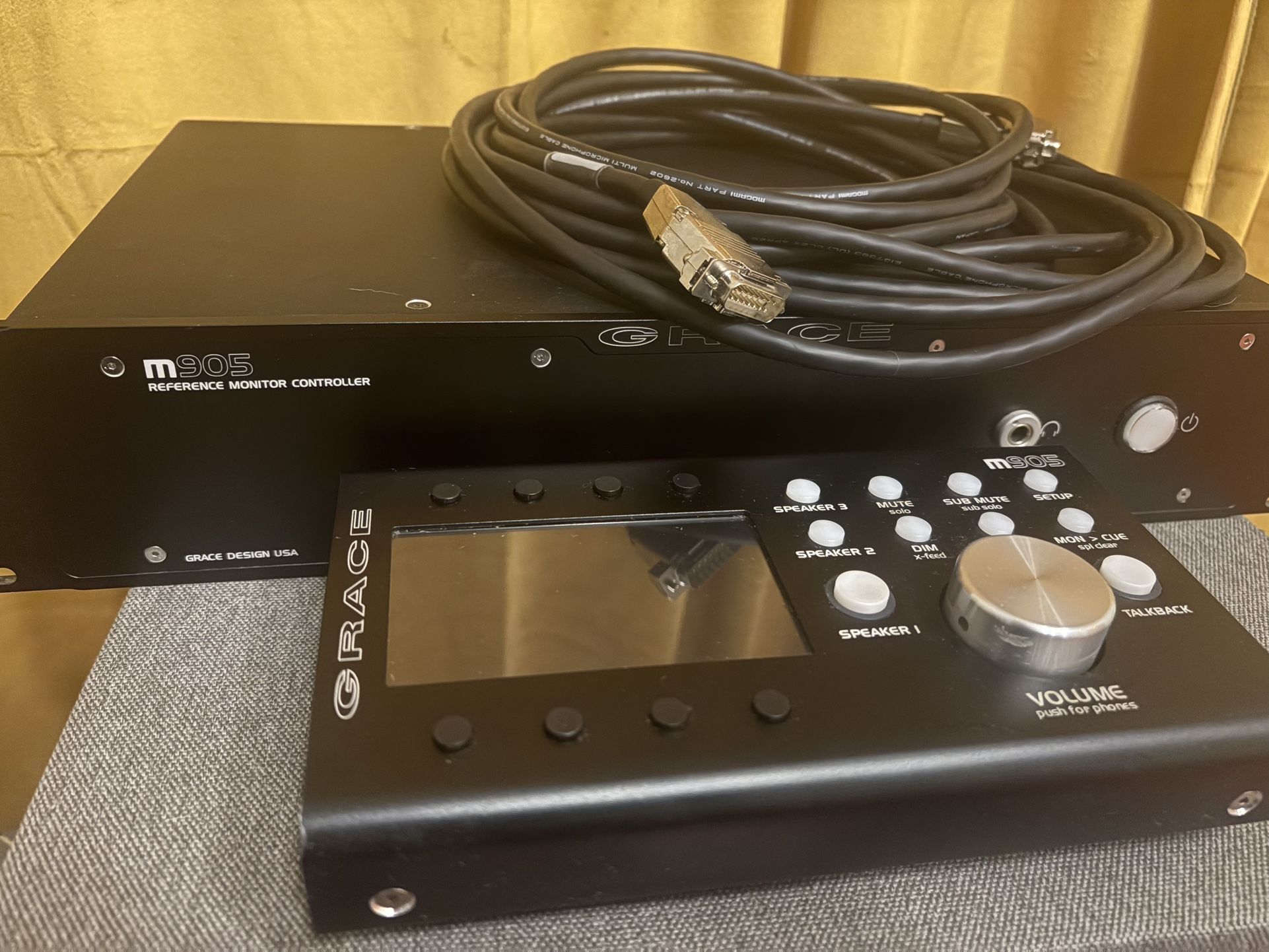 Grace m905 Stereo Monitor Controller (digital, black)