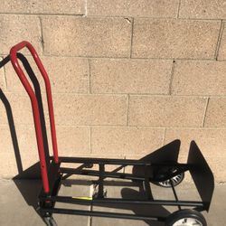  Milwaukee 300/500 Lb. Capacity Convertible Hand Truck-30152