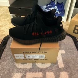 Yeezy Bred sz 10