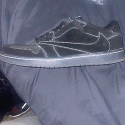 Travis Scott phantoms