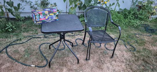 Patio table and 2 chairs