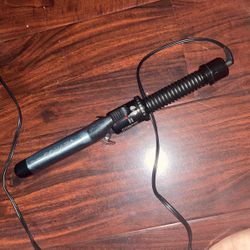 Curling Iron