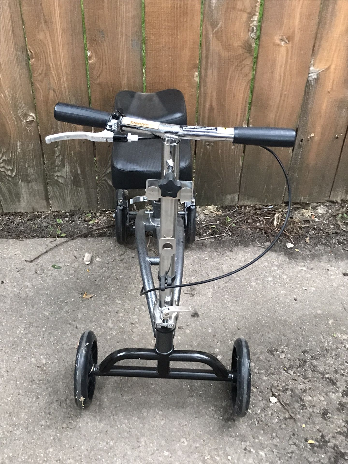 Knee Scooter for Sale in Elmhurst, IL OfferUp