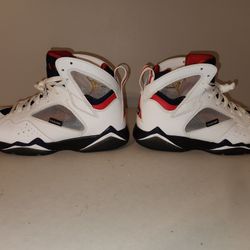 Jordan 7 Retro x Paris Saint-Germain 'Paname' sneaker. 