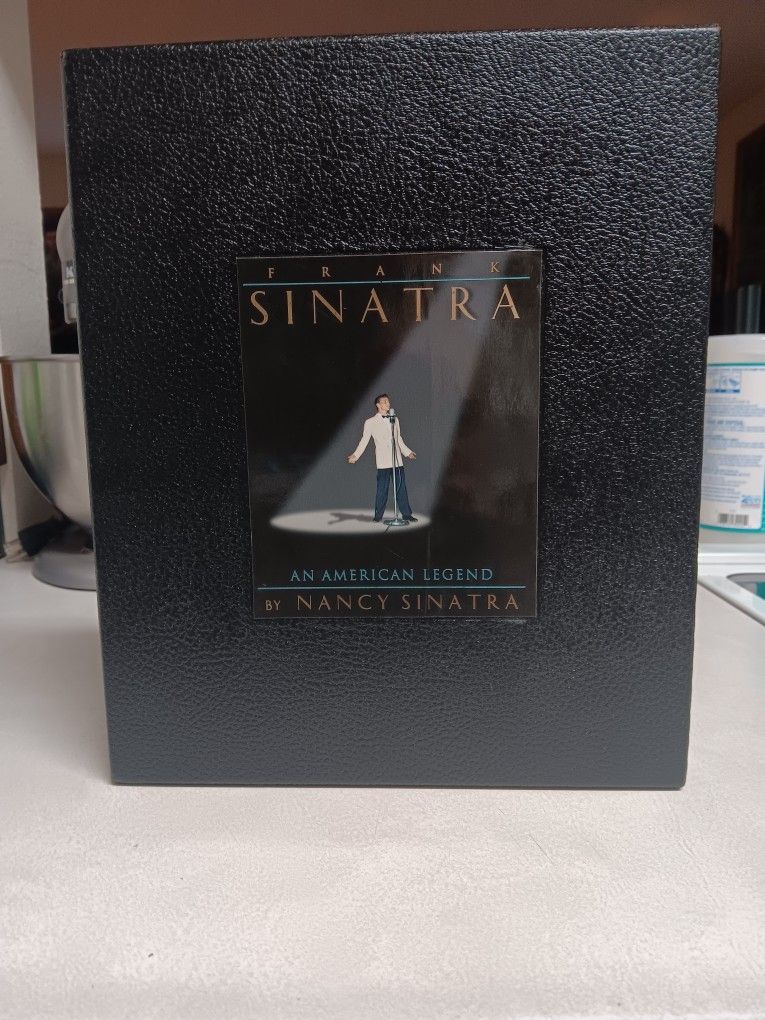 Rare Vintage Frank Sinatra An American Legend By Nancy Sinatra Deluxe Edition.